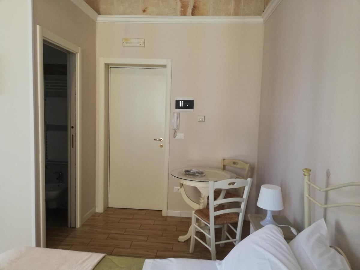 Al Rosa Antico Hotell Monopoli Exteriör bild